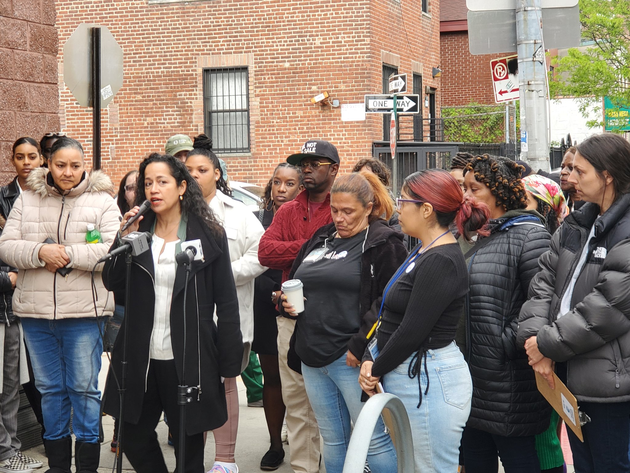 Red Hook Initiative (RHI) (rhookinitiative) / Twitter