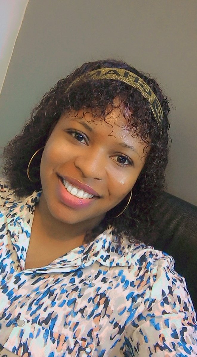 MeritBeautiful's tweet photo. Hello #Twitterfamily my new  followers 😊

Meet Merit Chijioke, the ever smiling virtual Administrative and Executive assistant, an Accountant, Graphic designer and Social media manager and currently interning about corporate sales. 

Passionate about quality services🥂 https://t.co/MqYpoCgNnB