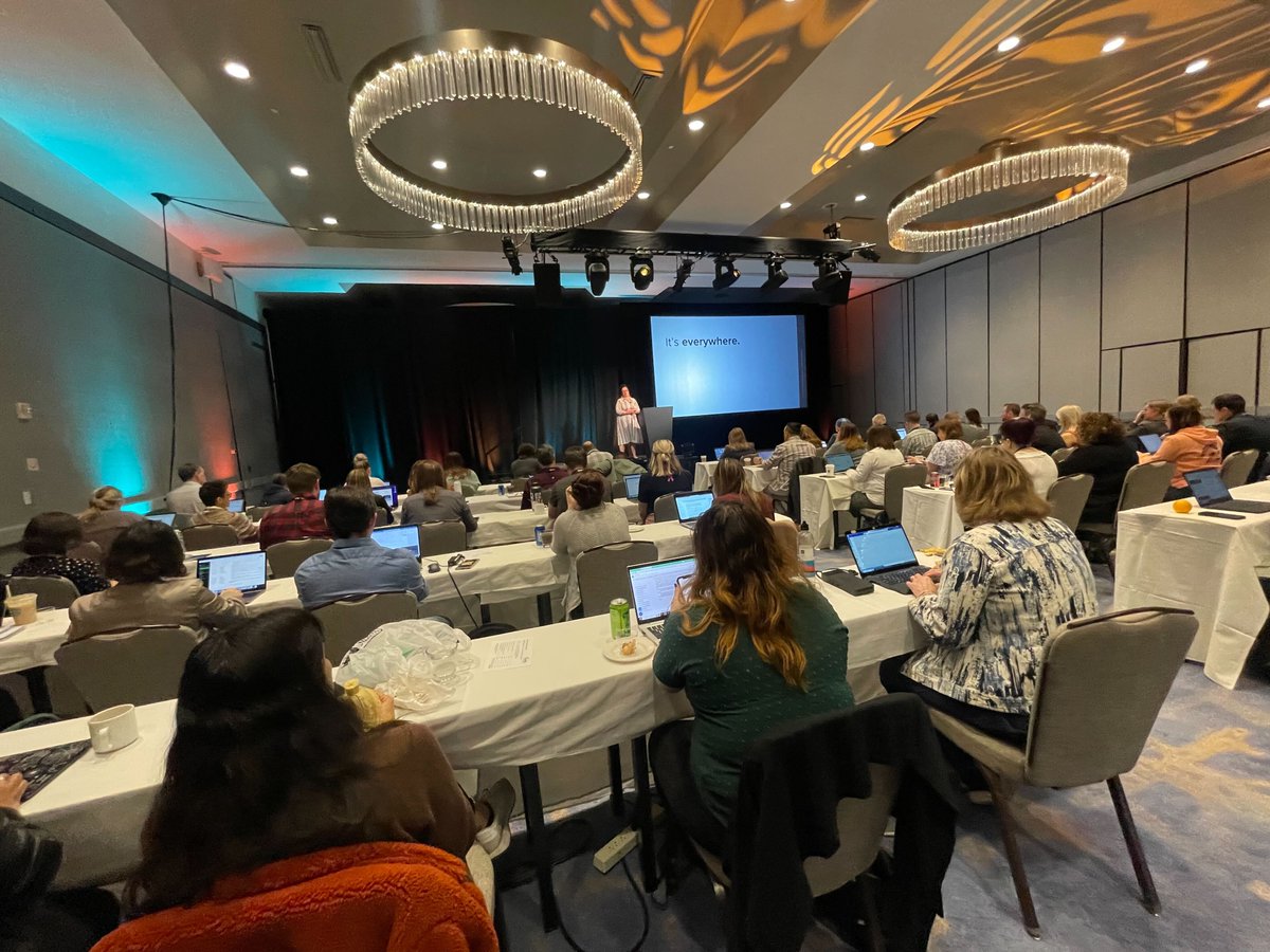 The room was full during senior content strategist @erinbschroeder's session at #Confab2023. She covered: - What a small-step content strategy is & why it can be effective. - How to apply specific steps to start improving a section of a website today. + more!