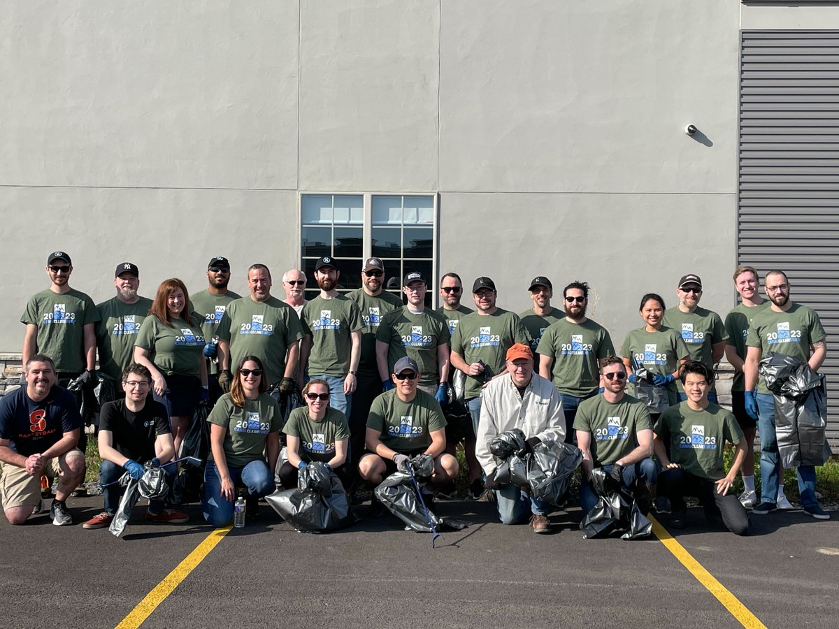 Today for our first round of #CanalCleanSweep awards, we are giving a shout-out to the groups with the most Clean Sweep Spirit 👏✨

Congrats to the Fulton Special Events Committee, Pirates Chest from Gasport, and Hidden Level Inc. from Syracuse who really brought it this year!