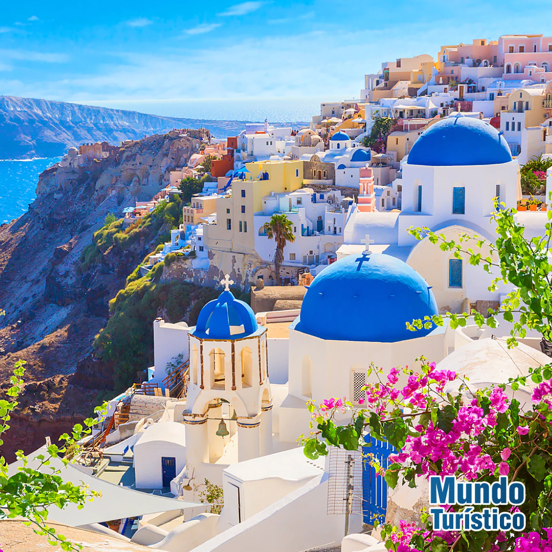 MundoTurTV's tweet photo. Perderse en las calles de 𝗦𝗮𝗻𝘁𝗼𝗿𝗶𝗻𝗶 es... 👇⁣
¡Encontrarse con la belleza de 𝗚𝗿𝗲𝗰𝗶𝗮 en cada rincón! 😍⁣

#pezzativiajesok #turismo #travel #viajar #viajes #argentina #santorini #grecia https://t.co/HRLzqGaxFo