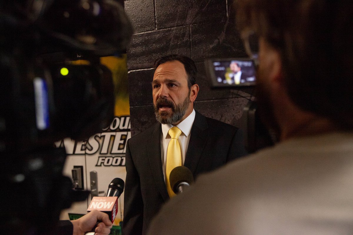 Stambo steps up as the skipper ⚾️

Today, we officially introduced Damian Stambersky (<a href="/damian2s/">Stambo</a>) as Griffon Baseball’s third-ever head coach.

<a href="/MWSUbaseball/">Missouri Western Baseball</a> | #StayGold🔔