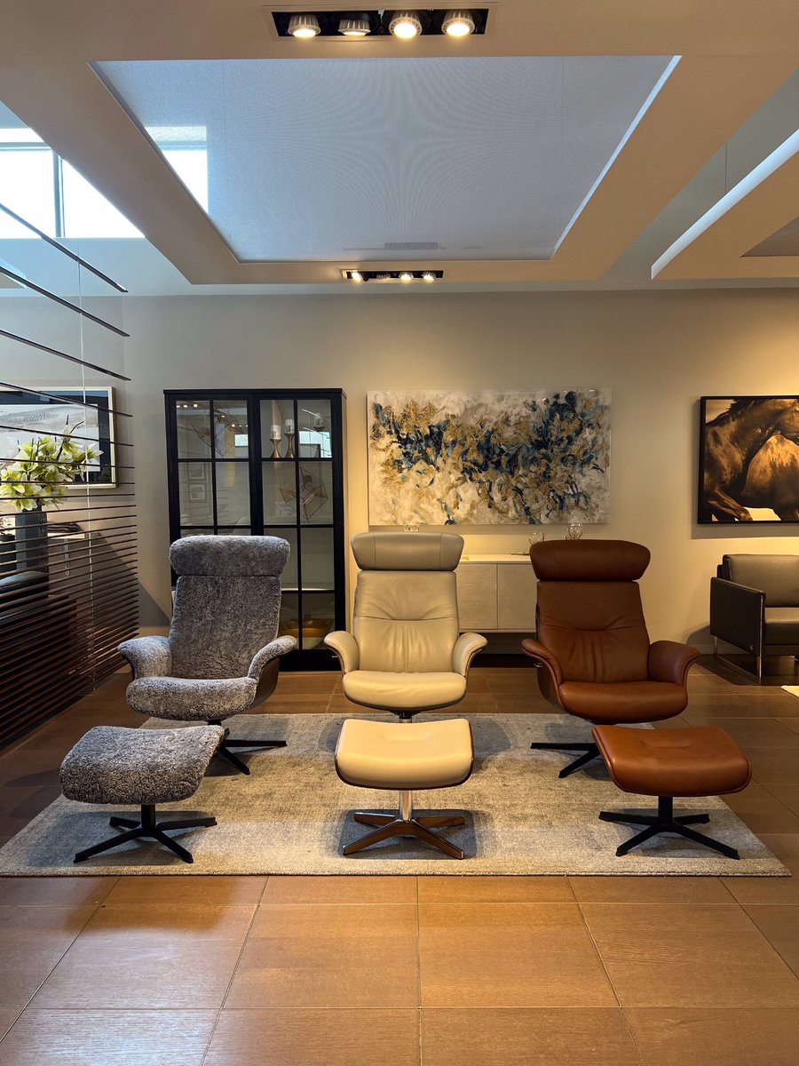 BellaModaHome's tweet image. A recliner is the ultimate piece of comfort furniture. Whether you&apos;re watching TV, reading a book, or taking a nap, a recliner offers the perfect amount of relaxation and support.
 
Experience the Conform chairs at Bella Moda Home today!
 
#conform #bellamodahome