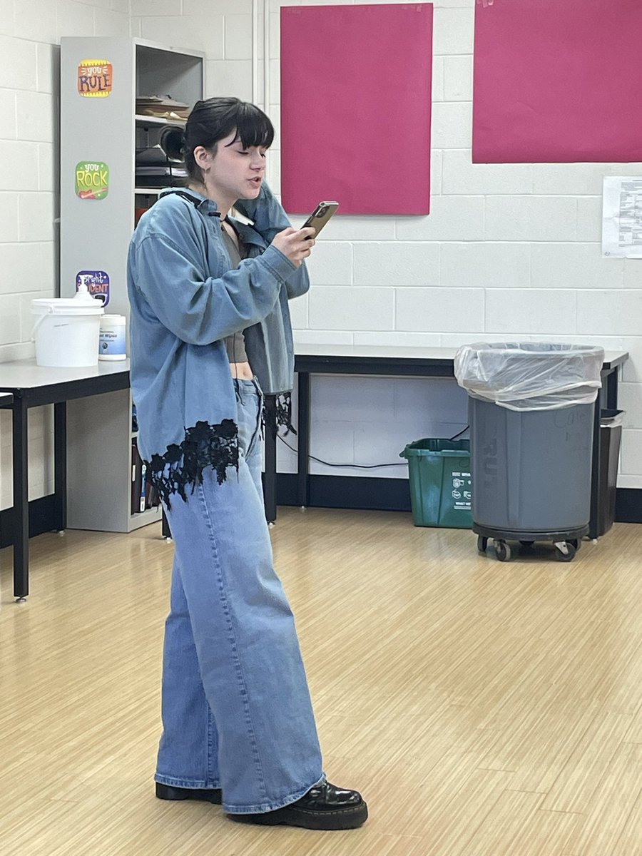Allpsschool's tweet photo. Poetry Slam in full effect! #poetry #allps https://t.co/1QzpS5hLAU