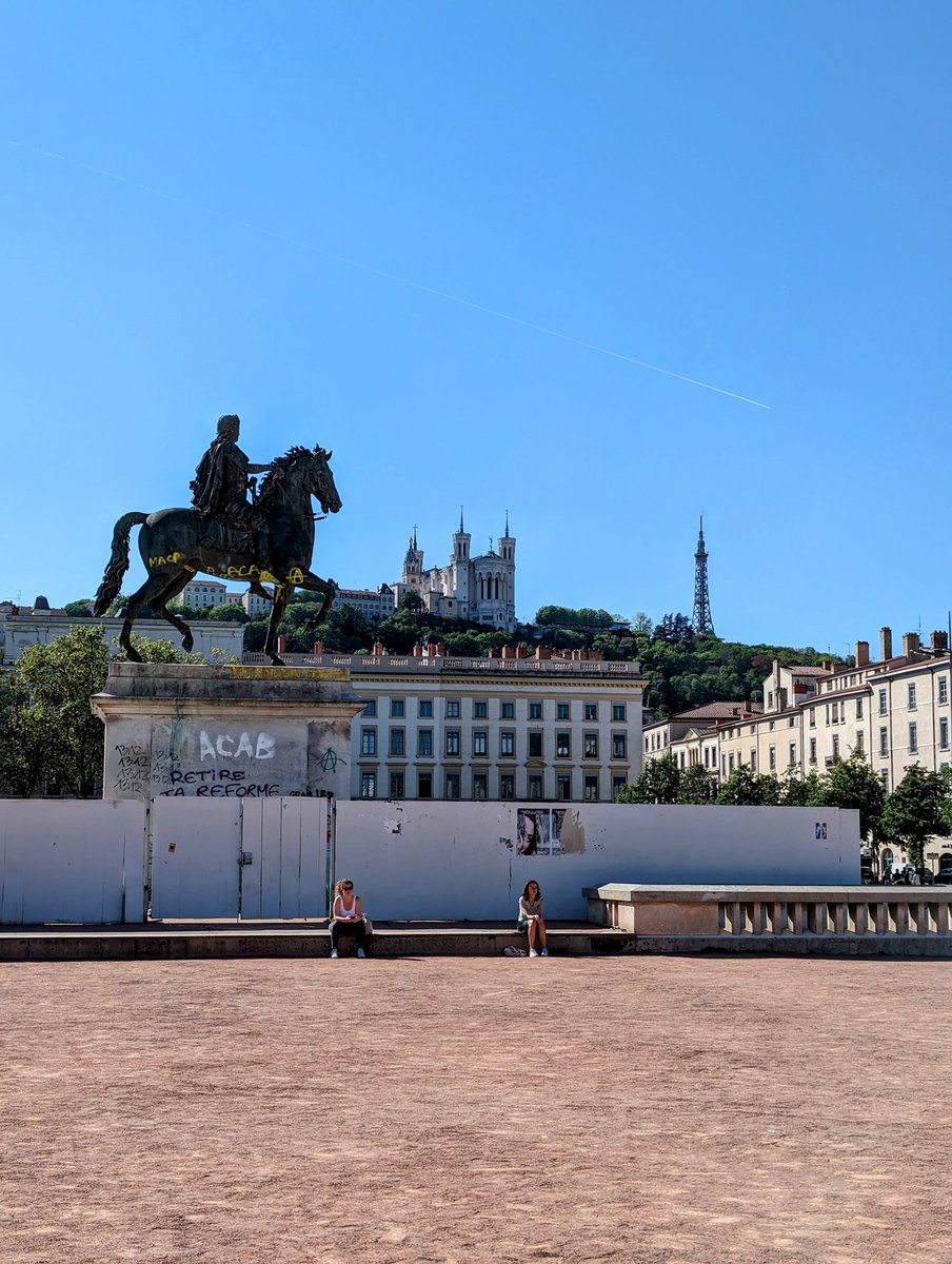 Day 27: 'Désobéissance', France