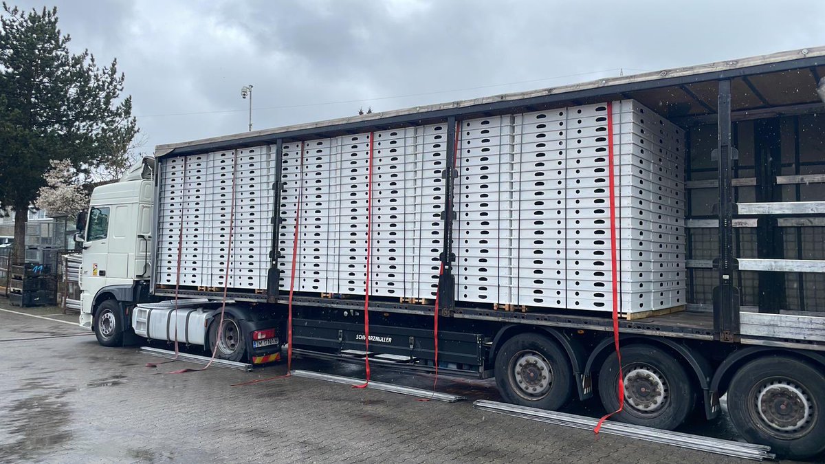 JH_ITC's tweet photo. Loading Peri Sky Deck for an good client https://t.co/Xtr4g13Iui