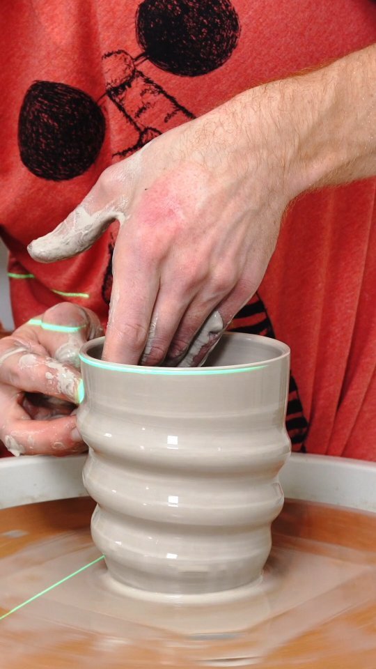 OldForgeCreate's tweet photo. Throwing a Swirly Mug in light stoneware clay.

These are a very pleasing shape to hold, especially when they contain a warm drink on a cold day, as the swirls make perfect grooves for fingers to sit in.

#pottery #clay #ceramic #ceramics #handmade #hand… https://t.co/2KrE2wPnXI https://t.co/AUQ9Op2oj3