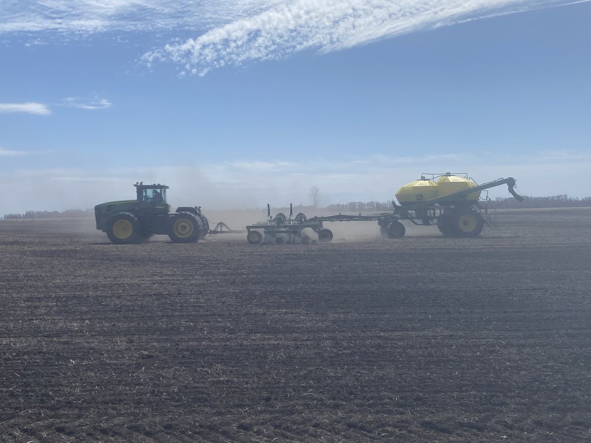 kbmfg's tweet photo. Let the fun begin! #2023planting #mnfarmer https://t.co/UScD7ZJnMQ