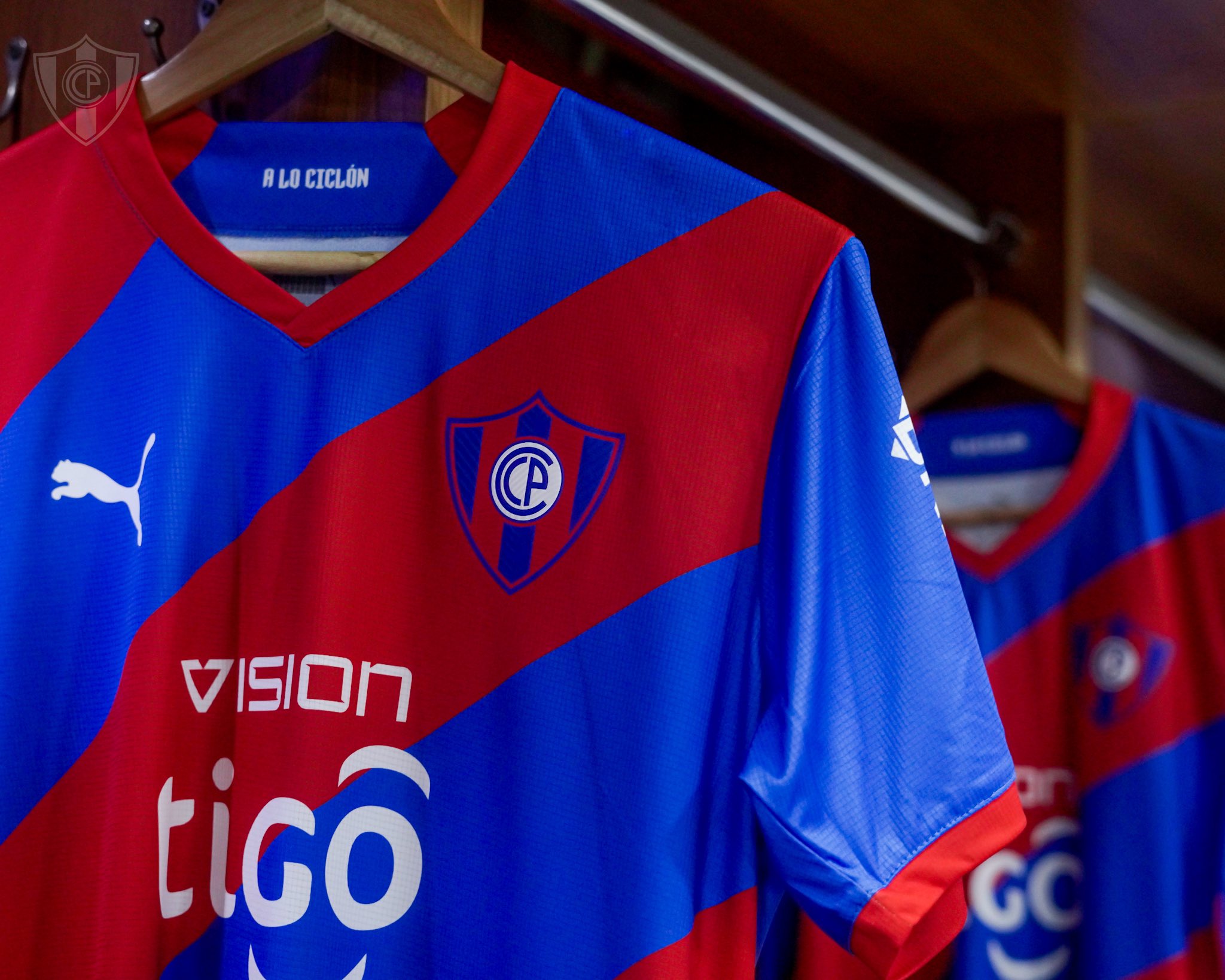 Camiseta futbol - Remera Oficial Cerro Futbol Club – charruashop