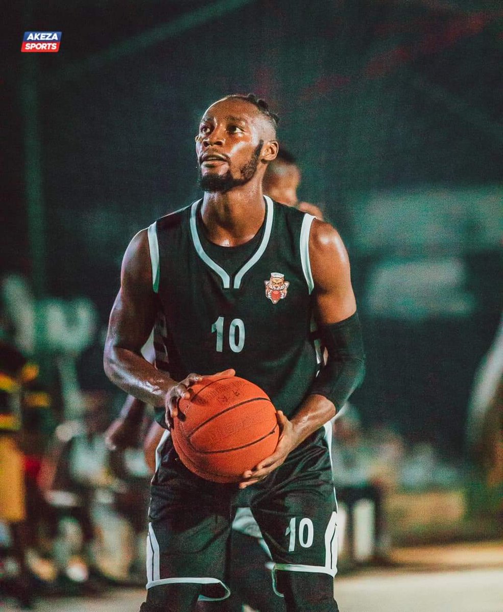 AkezaSports's tweet photo. Sans pitié,#TigersBBC de #Makamba martyrise @LesHipposBBC BBC et passe à la 2ème place du classement
Tigers vient de signer une victoire (80-53) conséquente face à @LesHipposBBC, et cette fois-ci porté par #MwanawabeneFortunat aka Pirlo qui s’est amusé avec 24pts 6reb 4int. https://t.co/g6s83shUhT