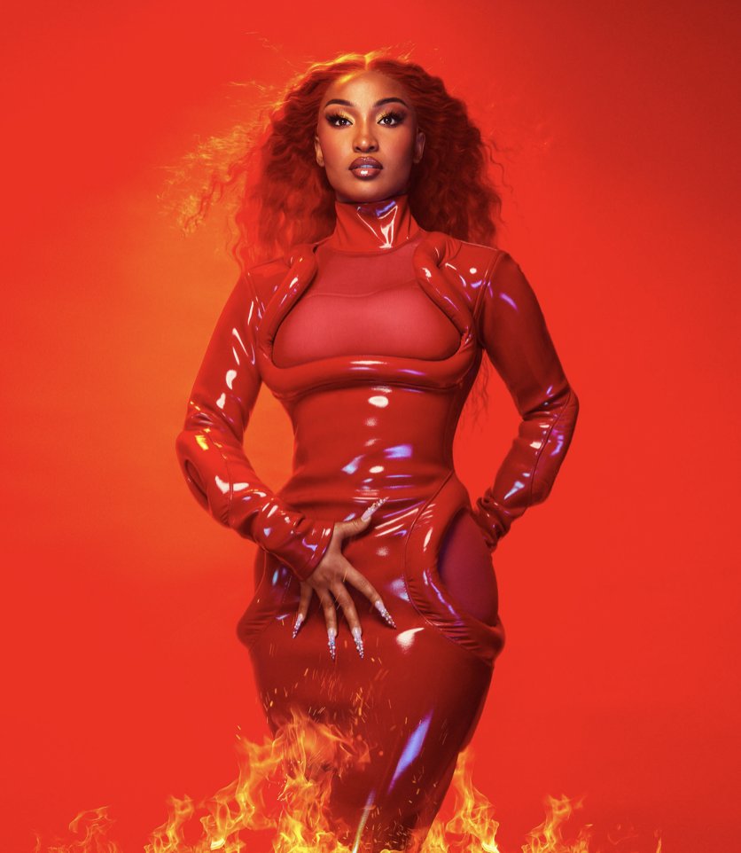 DownToBeArtsy's tweet photo. @SHENYENG  Showcases Female Empowerment in her Latest Single “Curious”
https://t.co/xFnGirLS1b
CREDITS
Photographer:  @thomkerr
Styling: Kris Fe 
Makeup: Ernesto Casillas 
Hair: Kalief Wolfe 
Set Design: Noah Dains 
Galore Features Editor: Shirley Reynozo https://t.co/HGsUdHxiIO