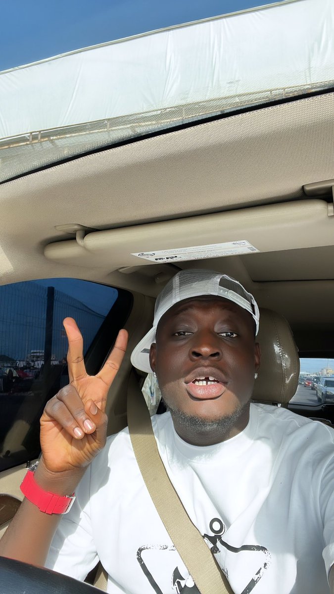 Is it true that I look like wizkid here?