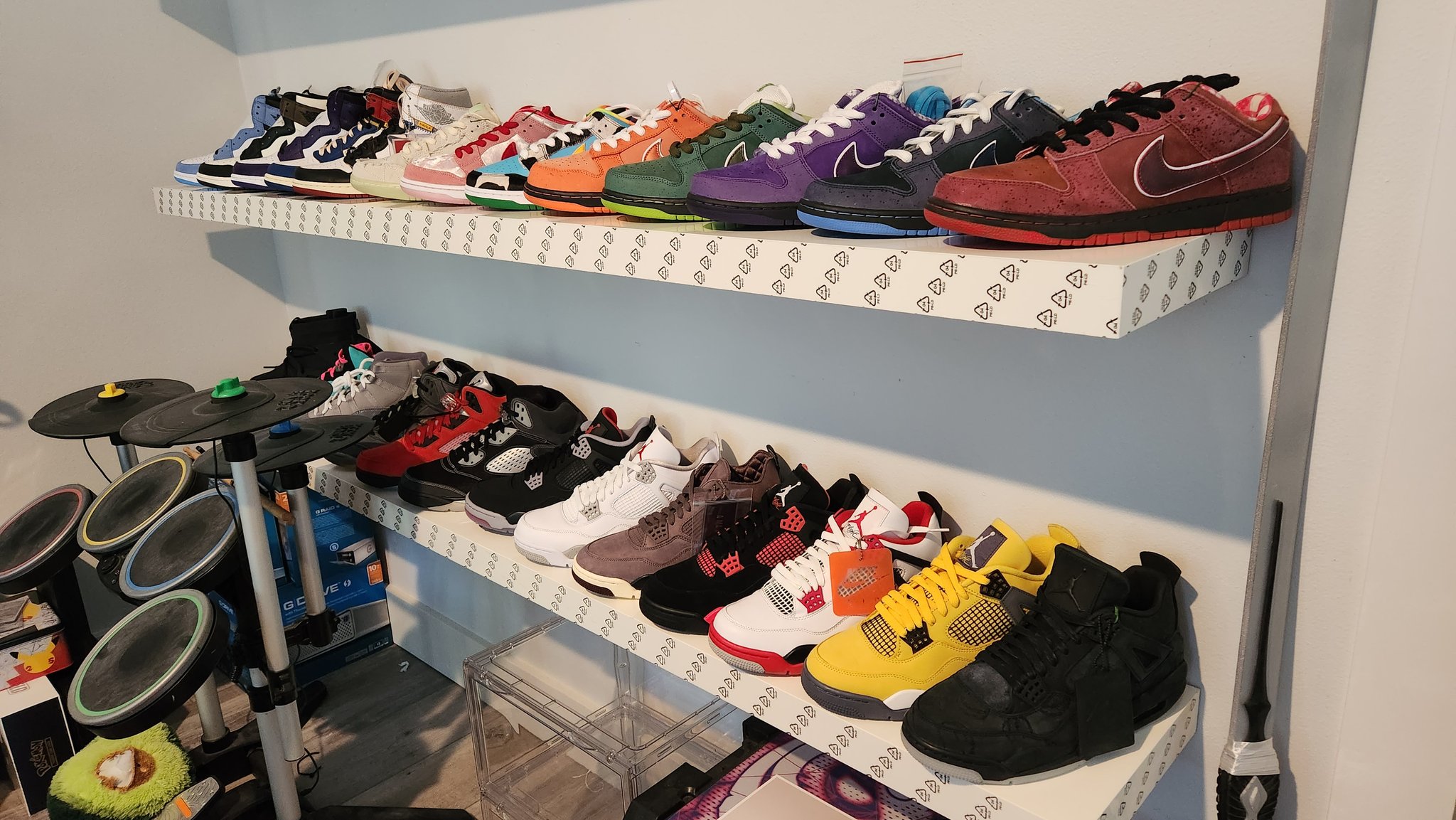 Hypebeast shoe shop shelf