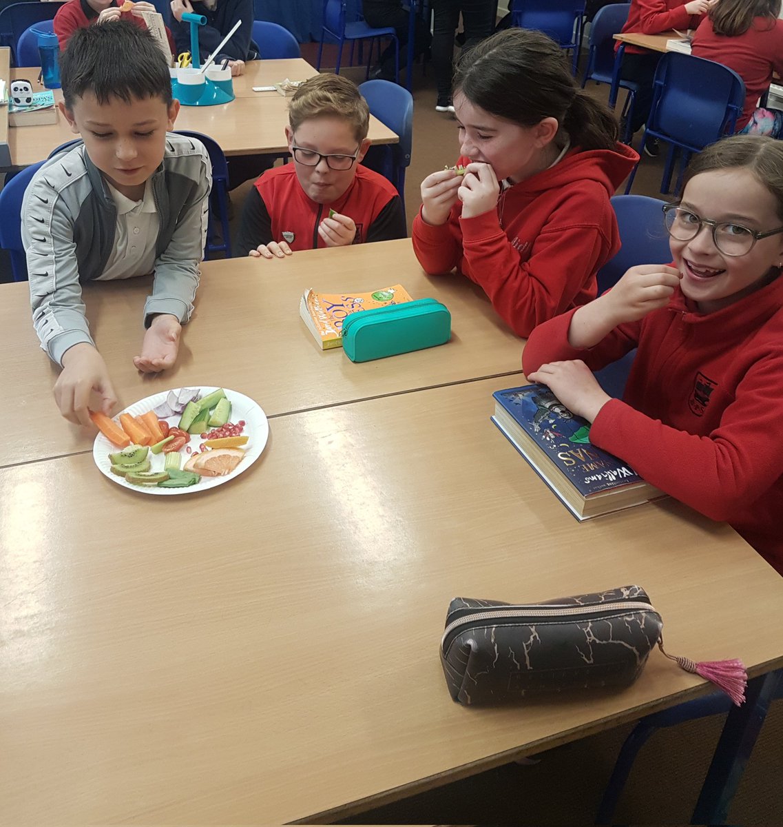 Miss Rodgers tweet media