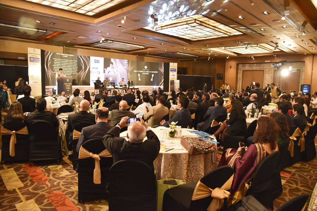 Letscontree's tweet photo. RT @PiyushGoyal: Our exporters are India’s brand ambassadors 🇮🇳

At @FieoHq’s Niryat Awards Ceremony, urged our exporters to diversify exports &amp; explore new global markets, to further fuel India’s outstanding exports performance &amp; economic growth. https://t.co/eHT8Dq83DC follow…