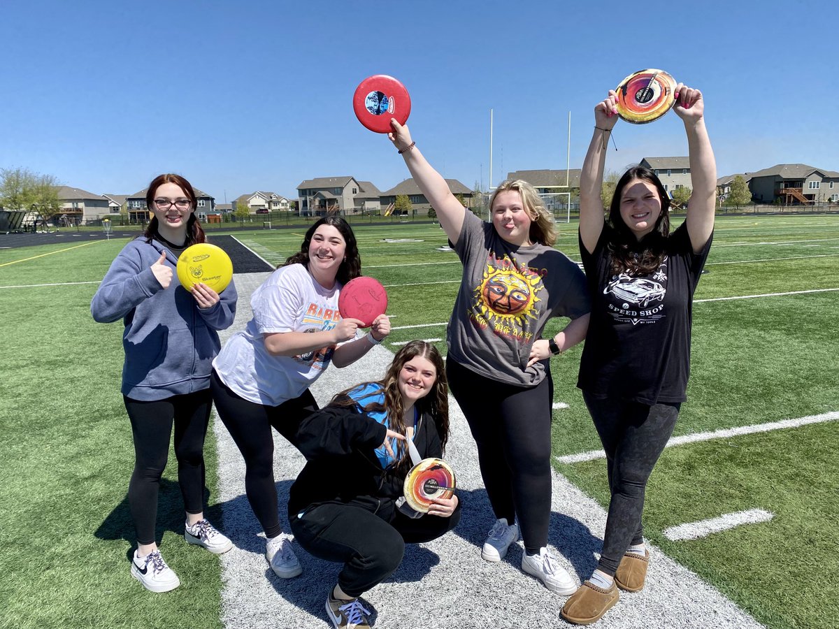 Annie Stoessel tweet media