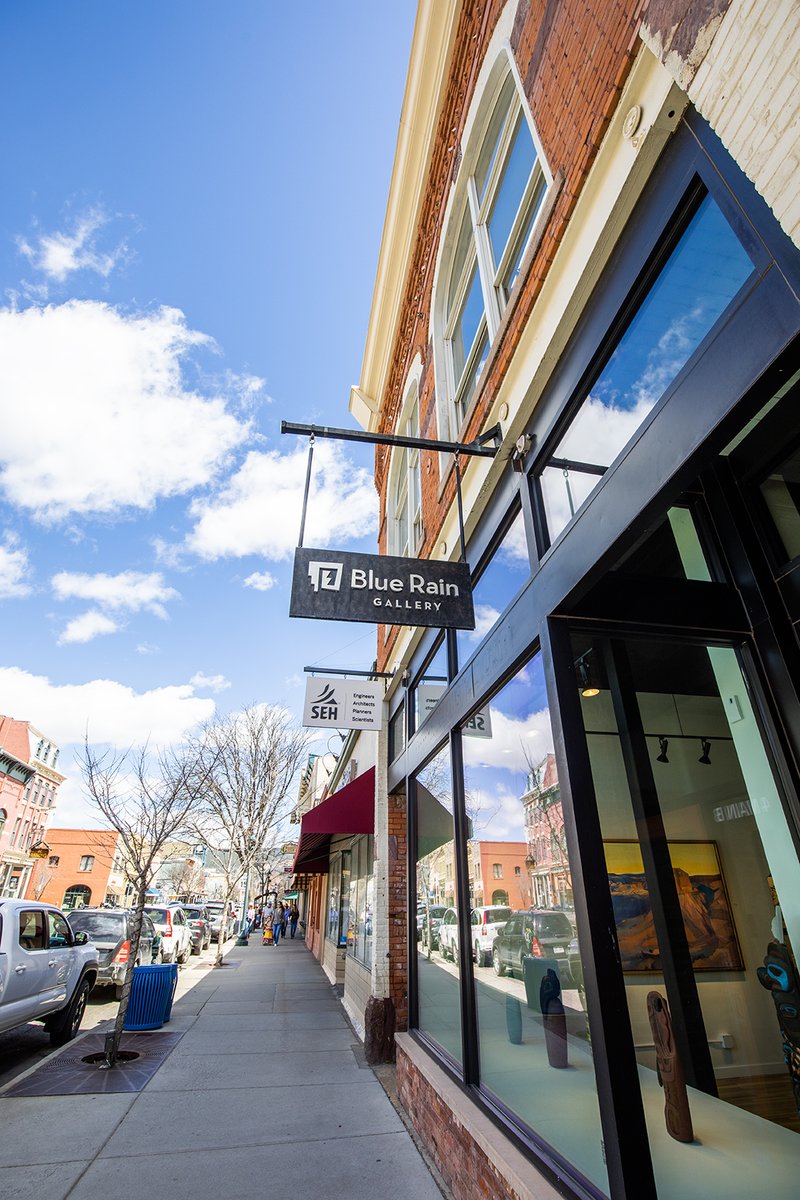 blueraingallery's tweet photo. Stop by our Durango gallery during the Local First Friday Art Crawl! 🎨

Blue Rain Gallery Durango
934 Main Avenue, Unit B
Durango, Colorado 81301

(970) 232-2033

See you there!

#durango #durangoco #downtowndurango #westernart #artcollector #galleryviews https://t.co/IcRXFtMhQw