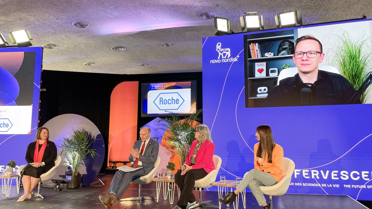 Jean-Yves Duclos (@jyduclos) on Twitter photo 📍 <a href="/EffervescenceV/">EFFERVESCENCE MTL</a>, Montréal — Participating in today's panel discussion at #EffervescenceMTL, on the encouraging future of healthcare as it continues to converge with new technology and innovative methods. 📍 <a href="/EffervescenceV/">EFFERVESCENCE MTL</a>, Montréal — Participating in today's panel discussion at #EffervescenceMTL, on the encouraging future of healthcare as it continues to converge with new technology and innovative methods.