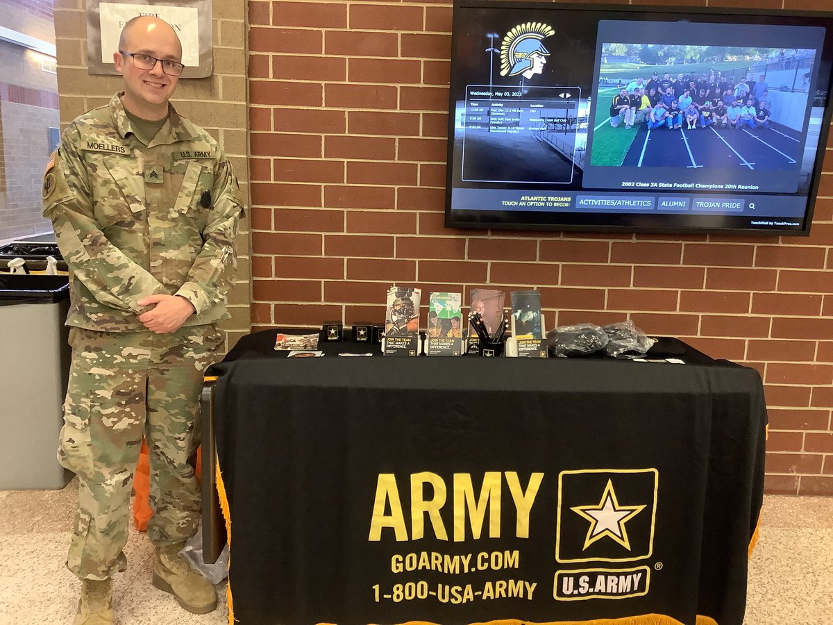 Army recruiter John Moeller shares tidbits of info about joining the US army for a good cause.