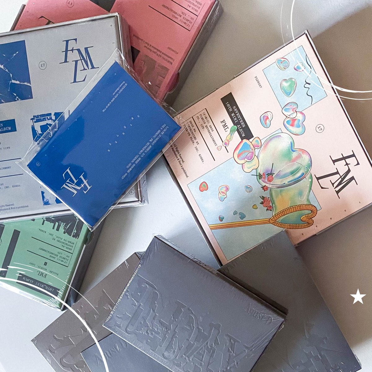 KpopshopNeoe's tweet photo. New arrivals!
⭐Agust D - [D-DAY]
⭐SEVENTEEN - 10th Mini Album [FML]

#kpopshop #kpopalbum #bts #agustd #seventeen https://t.co/VluEeYMuPd