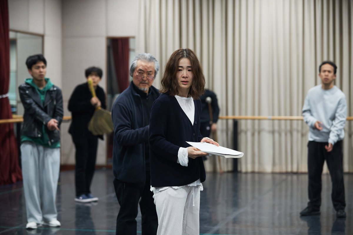 jjjjjam's tweet photo. 연극 <오셀로>
@I_Love_SAC 토월극장
5.12.-6.4.

아름다운 배우들과
연습과정을 함께하는 지금이,
너무 행복하고 너무 감사합니다

이 아름다운 배우들의 행보에
누가 되지 않도록 
나의 할 일을 잘 해내보겠습니다 https://t.co/6OPE8kx4To