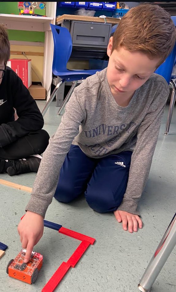 ellen fishter tweet media