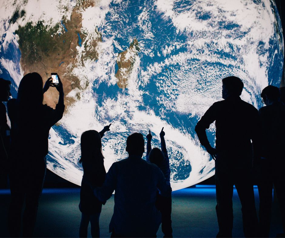 Hello, World. Get your free Gaia tickets. - mailchi.mp/landmarkartsce… <a href="/lukejerram/">Luke Jerram</a> #earthartwork #RichmondArtsAndIdeas
#TogetherAndChange #teddington #landmarkartscentre