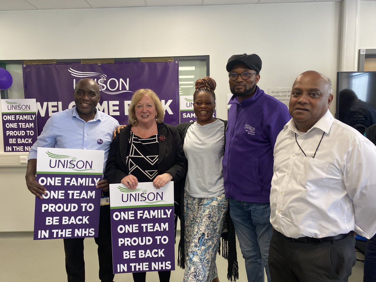 Rosieorganiser's tweet photo. Smiles all round as today we celebrated SERCO staff coming in-house at Newham Hospital! A UNISON victory of levelling up staff, as the NHS is all ONE team and should be treated as such. Great to hear from General Secretary @cmcanea and Regional Secretary @organiserjo https://t.co/faBYkANhNH