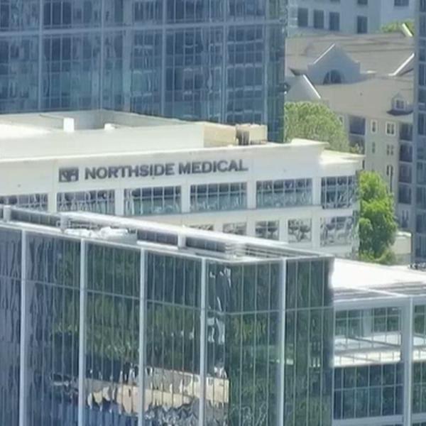 IntheLifeATL's tweet photo. Police are responding to reports of an active shooter at a medical complex in Midtown Atlanta. According to fire officials, at least one person was shot and taken to Grady Hospital. https://t.co/avPeHrmhpG