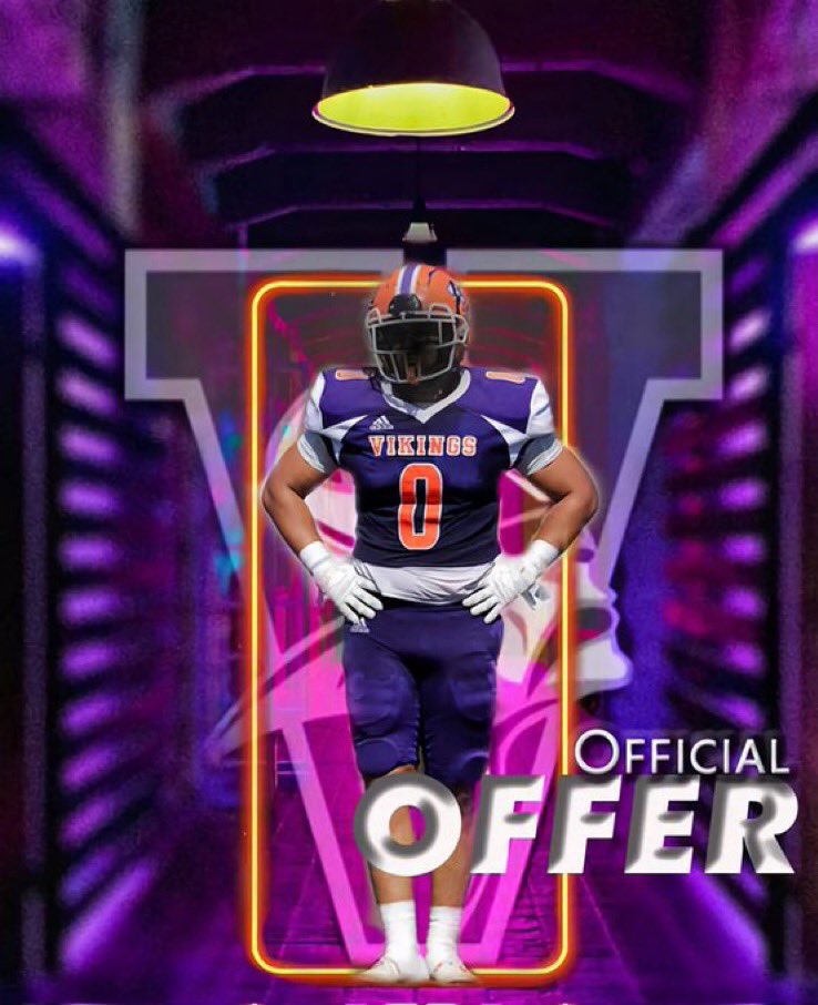 CoachMenaSU's tweet photo. Fired up to receive an Offer from Missouri Valley! Huge thanks to @lolar70 for the opportunity! @HMOB_Football @CoachLerma @_IRamos15 @coachjjg1121 @CoachSoratos22 https://t.co/DcvwqYPWq0