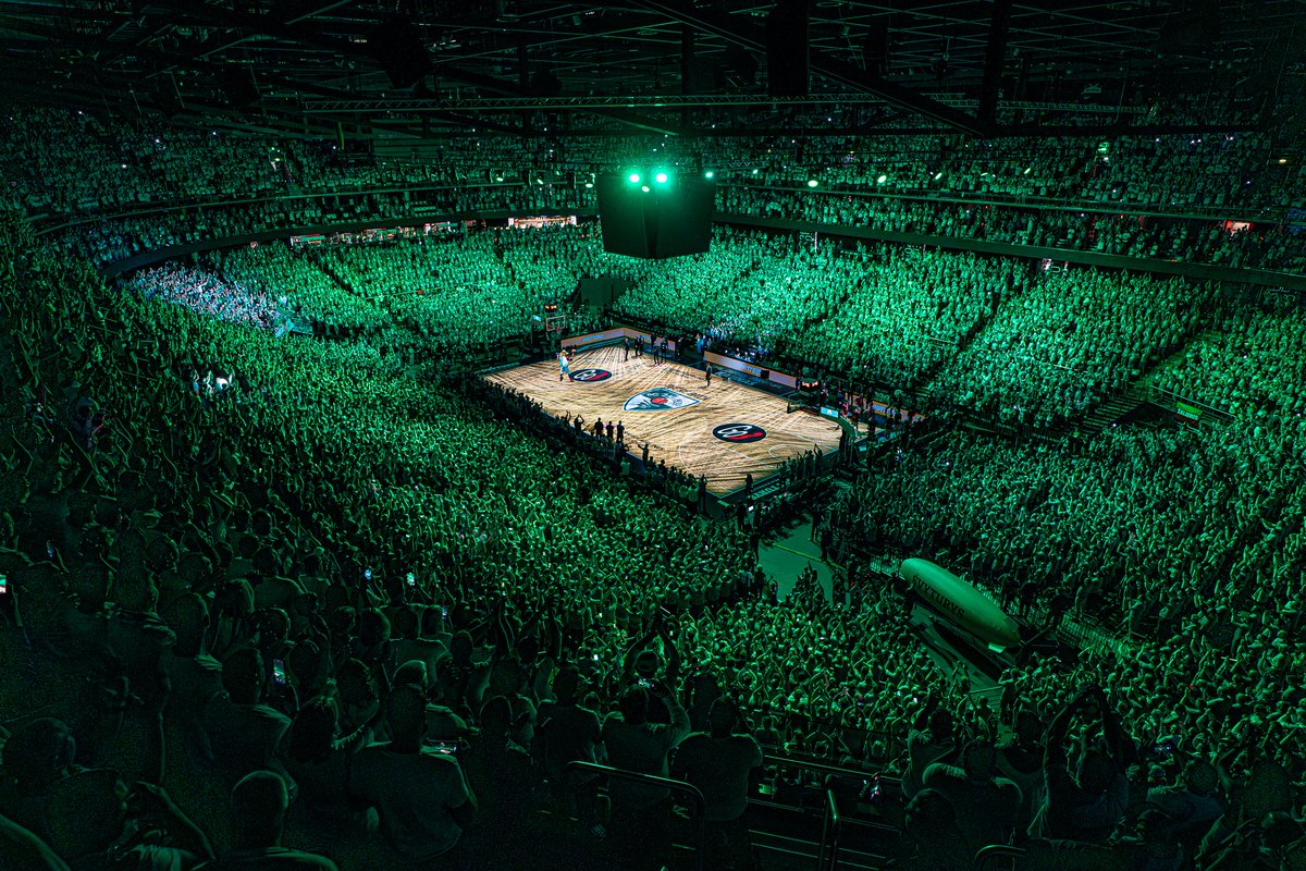 bczalgiris's tweet photo. Zalgirio Arena is amazing! 💚 https://t.co/AwwlJDiv3B
