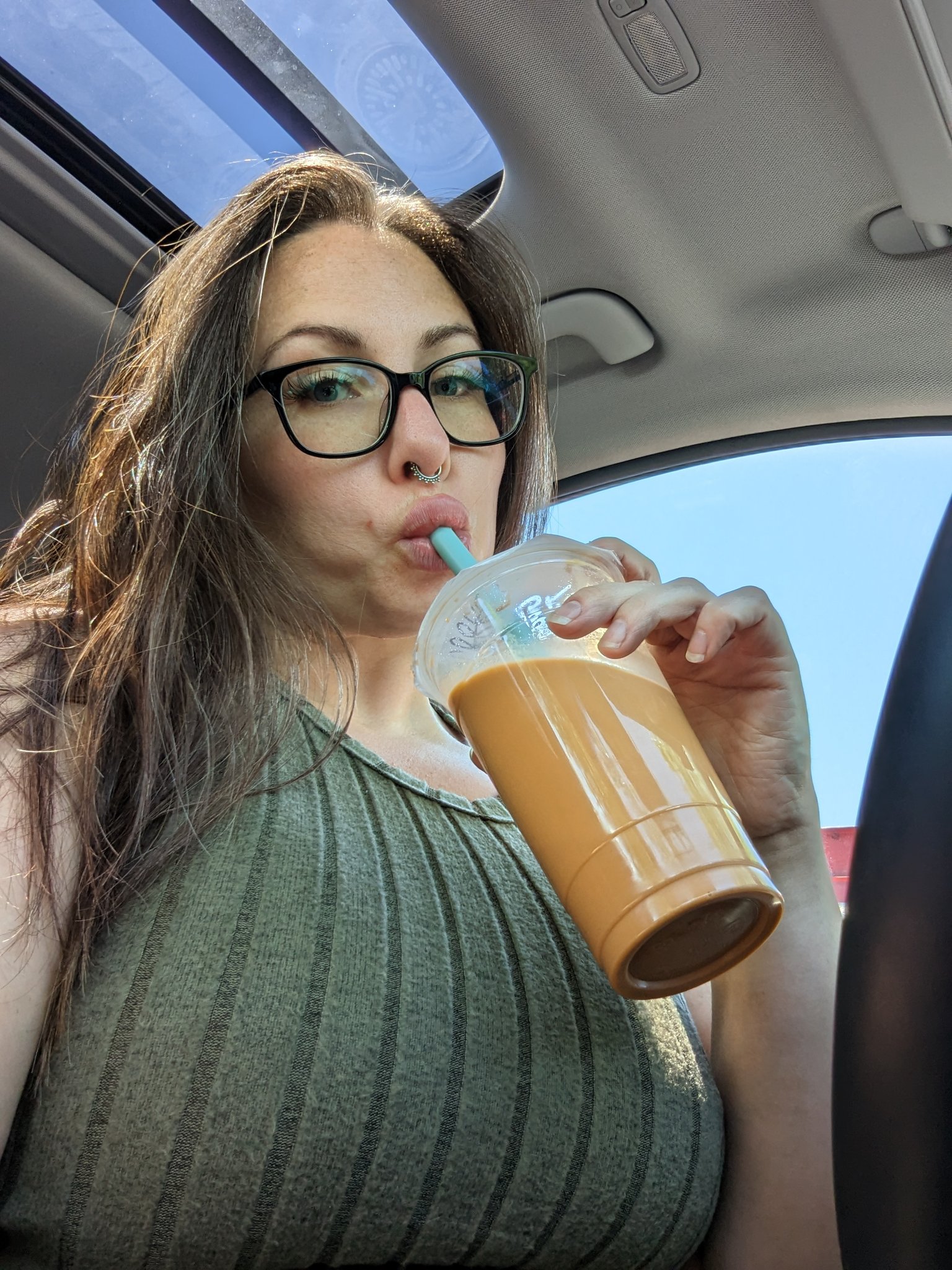 Muscle Mommy (5'3 btw) on Twitter "Milk tea for the soul https//t.co