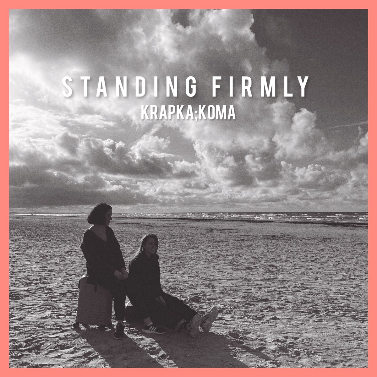 <a href="/sounds2020/">Unknown_Sounds2020</a> is "Standing Firmly" with <a href="/krapkakomamusic/">krapka;KOMA</a> and Ukraine on the the new <a href="/sounds2020/">Unknown_Sounds2020</a> - In Aid of Ukraine @ - out now on most podcast streaming services and Mixcloud. pxl.to/UnknownSounds-…
#UnknownSounds #PeteSaxer