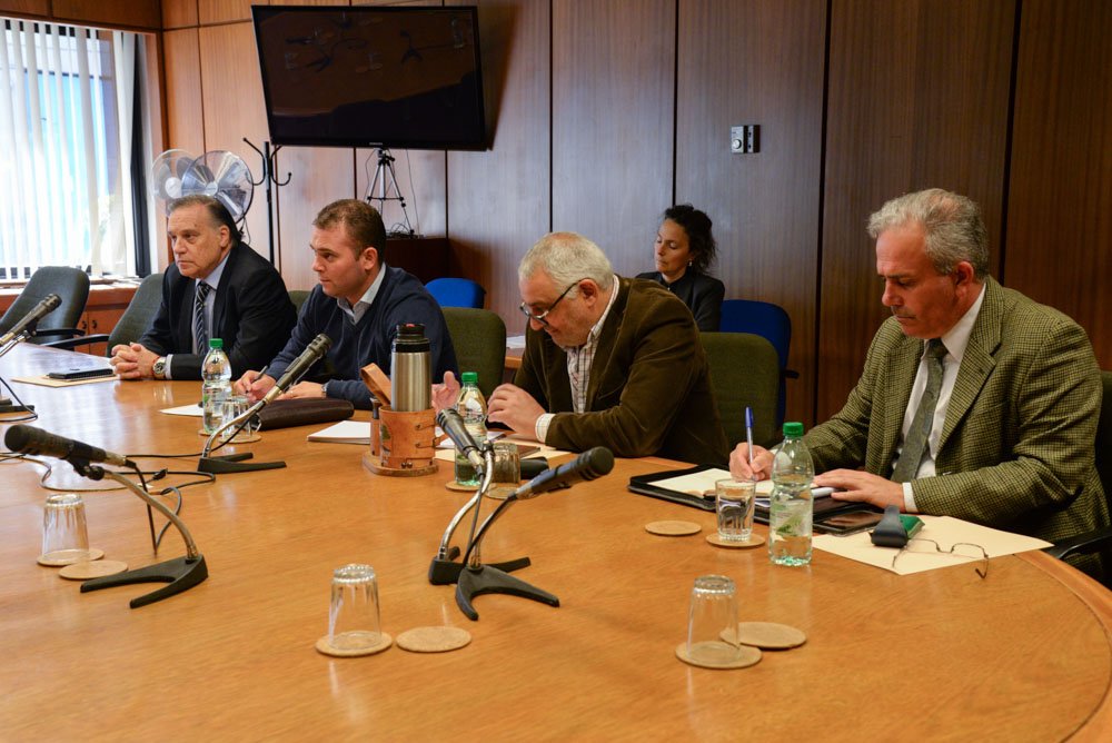 La Comisión de Transporte, Comunicaciones y Obras Públicas integrada por los diputados Daniel Martínez Escames (Pte), Alfonso Lereté, Martín Tierno y Carlos Varela; trató la designación del puente sobre el Arroyo Grande, ubicado en el Km. 243 de la Ruta 3, con el nombre Jorge