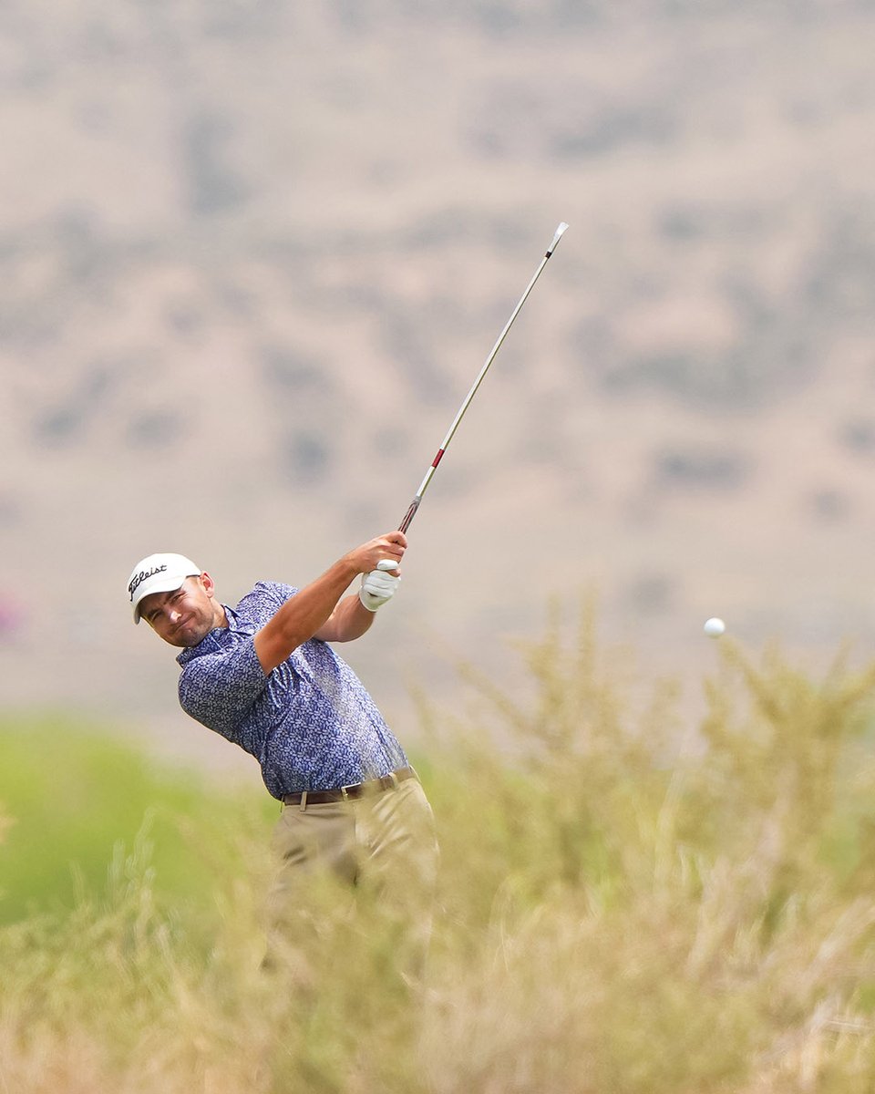Titleist's tweet photo. When a trip to the @PGAChampionship is on the line, the trust is in Titleist.

 At the PGA Professional Championship, Titleist is the #1 ball and most played driver, iron and wedge.👌

Good luck to all in today’s final round as they look to punch their ticket to Oak Hill! https://t.co/1h2BcIbax7