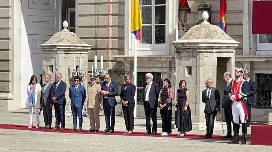 ELTIEMPO's tweet photo. Irene Vélez, ministra de Minas, se presentó en tenis ante los reyes de España ► https://t.co/smoy4L13tc

Les mostramos. https://t.co/fwzLMSEldt