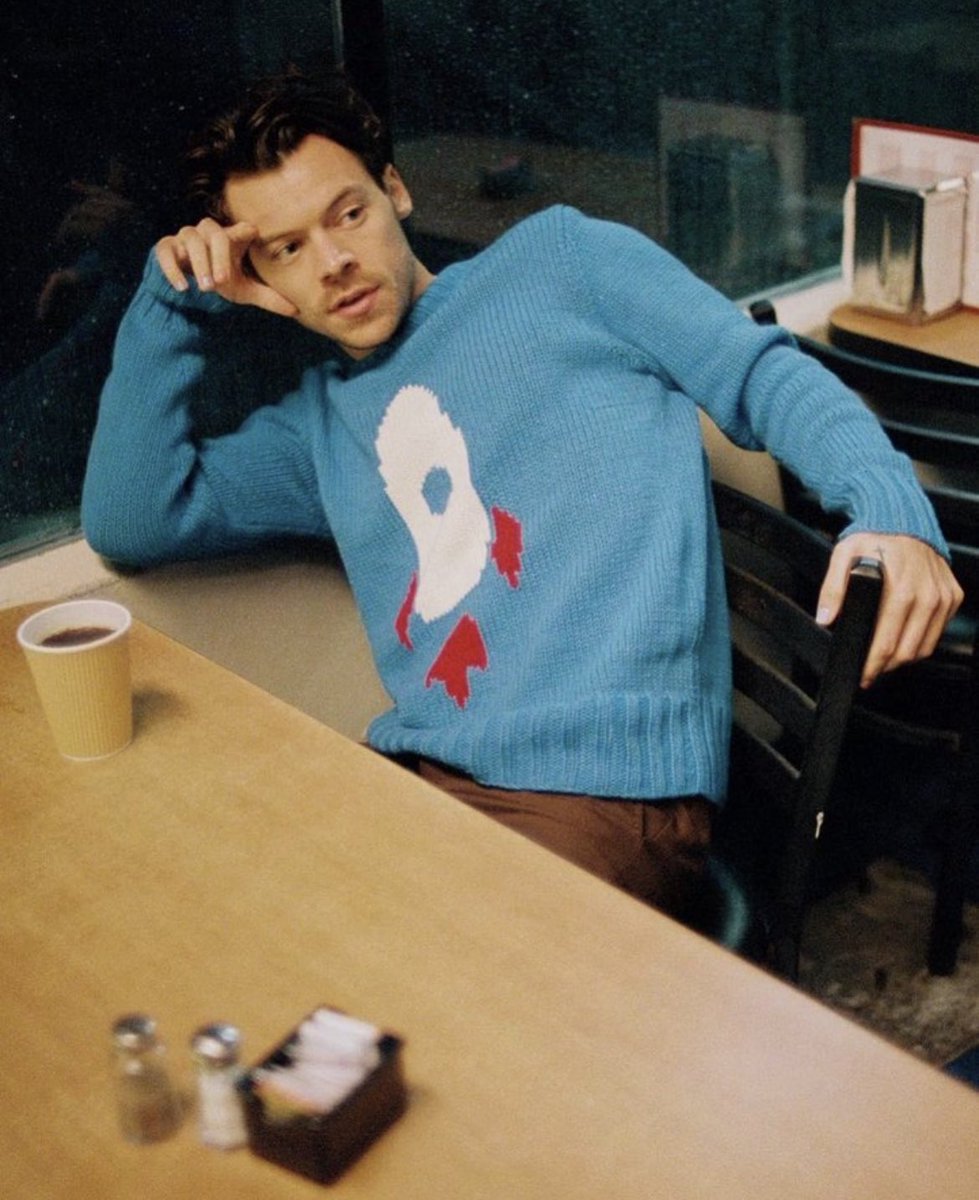 njdhollander's tweet photo. REASONS ON WHY HARRY STYLES IS PROBLEMATIC. a thread https://t.co/aBnQlJvrnx