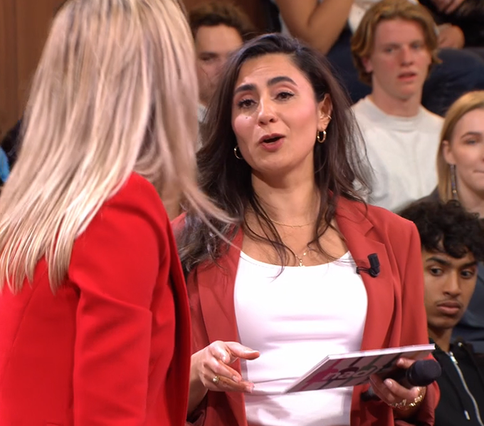 FvOGSq6XsCMWPNf?format=png&name=small