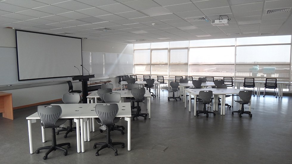 aamir_ibrahim01's tweet photo. Had the pleasure of visiting @HabibUniversity &amp; meeting their inspiring team who are deeply committed to providing a quality liberal arts education and empowering students to become leaders of tomorrow. The state-of-the-art facilities make learning a truly immersive experience. https://t.co/imNb7qRg7e