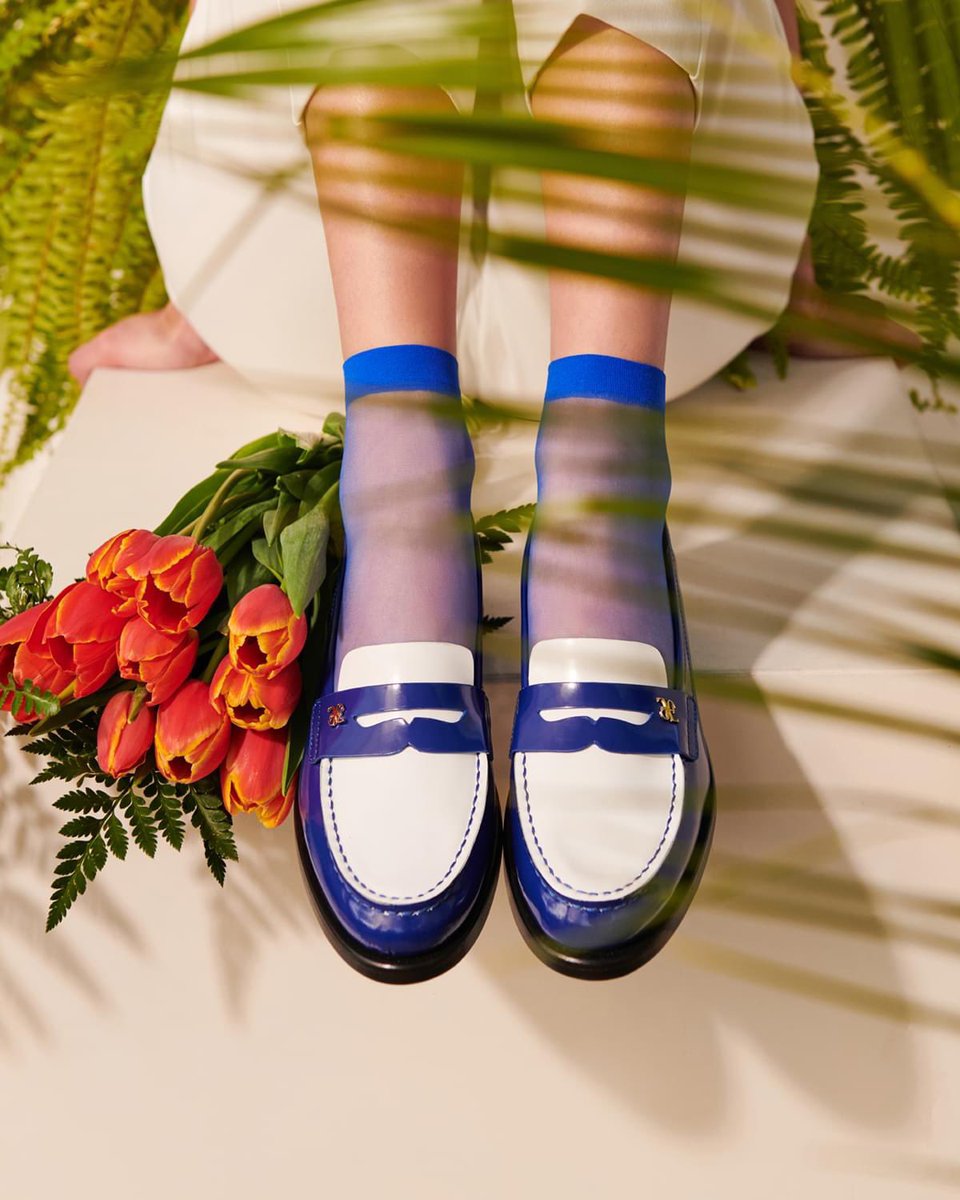 Fabi_Shoes's tweet photo. La vera eleganza è fatta di scelta di pellami pregiati, di cura del dettaglio, di fattura calzaturiera di qualità.  La nostra nuova line di mocassini bicolor vi propone l’eccellenza in fatto d’eleganza e di trasversalità, per tutte le occasioni d'uso. https://t.co/06RT9iAr11