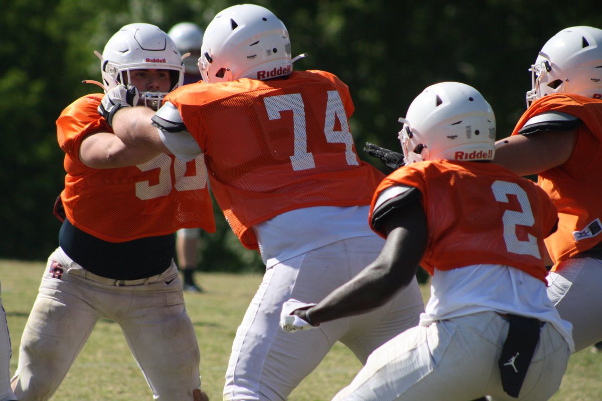 Spring Training. Feels good to hit again. #74 c/o 24
<a href="/wbgovsfb/">William Blount Football</a> <a href="/CSmithScout/">Chris Smith</a> <a href="/ncsa/">NCSA College Recruiting</a> <a href="/ExpoRecruits/">Expo Recruits</a> <a href="/nucsports/">NUC Sports</a> <a href="/NP_Recruiting/">National Pros Recruiting</a> <a href="/gobigrecruiting/">Go Big Recruiting</a>