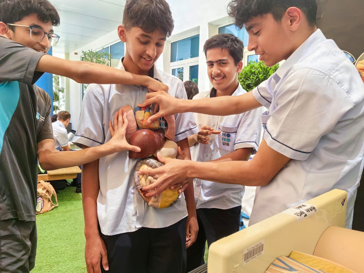 Uptown International School Science tweet media