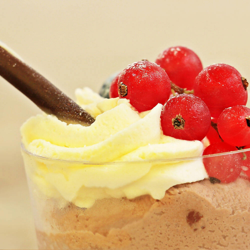 This milk chocolate mousse #recipe from the Be My Bear Blog will be loved by all at your child's next #birthdayparty. See it and more over at bemybear.com/blog/milk-choc…