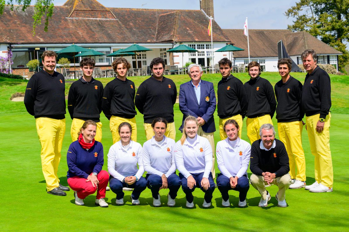 📸 Squad goals! 👋 Pleasure to welcome @rfegolf to @worplesdongolf ahead of tomorrow's biennial England v Spain match! ⛳ 🇺🇦 #EGStandswithUkraine 🇺🇦