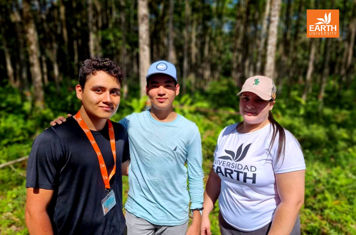 EARTH_Uni's tweet photo. Our most recent #EARTHExperience hosted a group of young people interested in Agricultural Sciences to learn about our facilities and Academic Program.🌿 https://t.co/NvYSjlijIC