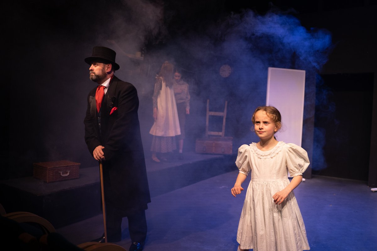 WharfTheatreDev's tweet image. We couldn't leave with just a few photos when there are some many fabulous photos from the Dress Rehearsal of Railway Children.

Most nights are nearly sold out so hurry up and get your tickets from wharftheatre.co.uk/show or Devizes Hub

Photo Credit Chris Watkins Media