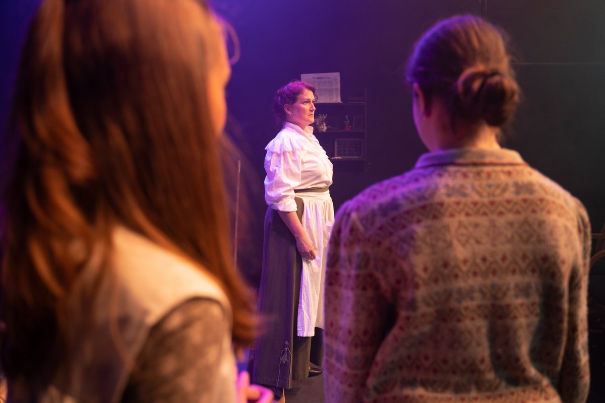 WharfTheatreDev's tweet image. We couldn't leave with just a few photos when there are some many fabulous photos from the Dress Rehearsal of Railway Children.

Most nights are nearly sold out so hurry up and get your tickets from wharftheatre.co.uk/show or Devizes Hub

Photo Credit Chris Watkins Media