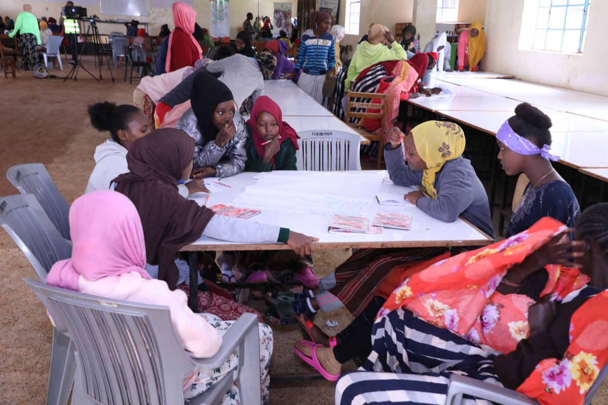 nurkiya13's tweet photo. 'Gaddis Gamme' an empowerment program for pastoralist girls that was initiated in Moyale Dec 2018 by @FirstLadyMbt through @MamaGuyoFdn is now attracting national attention as other women leaders join this year's girls camp (gaddis gamme) in Marsabit for benchmarking @cfla_kenya https://t.co/Xn0oCdfazO