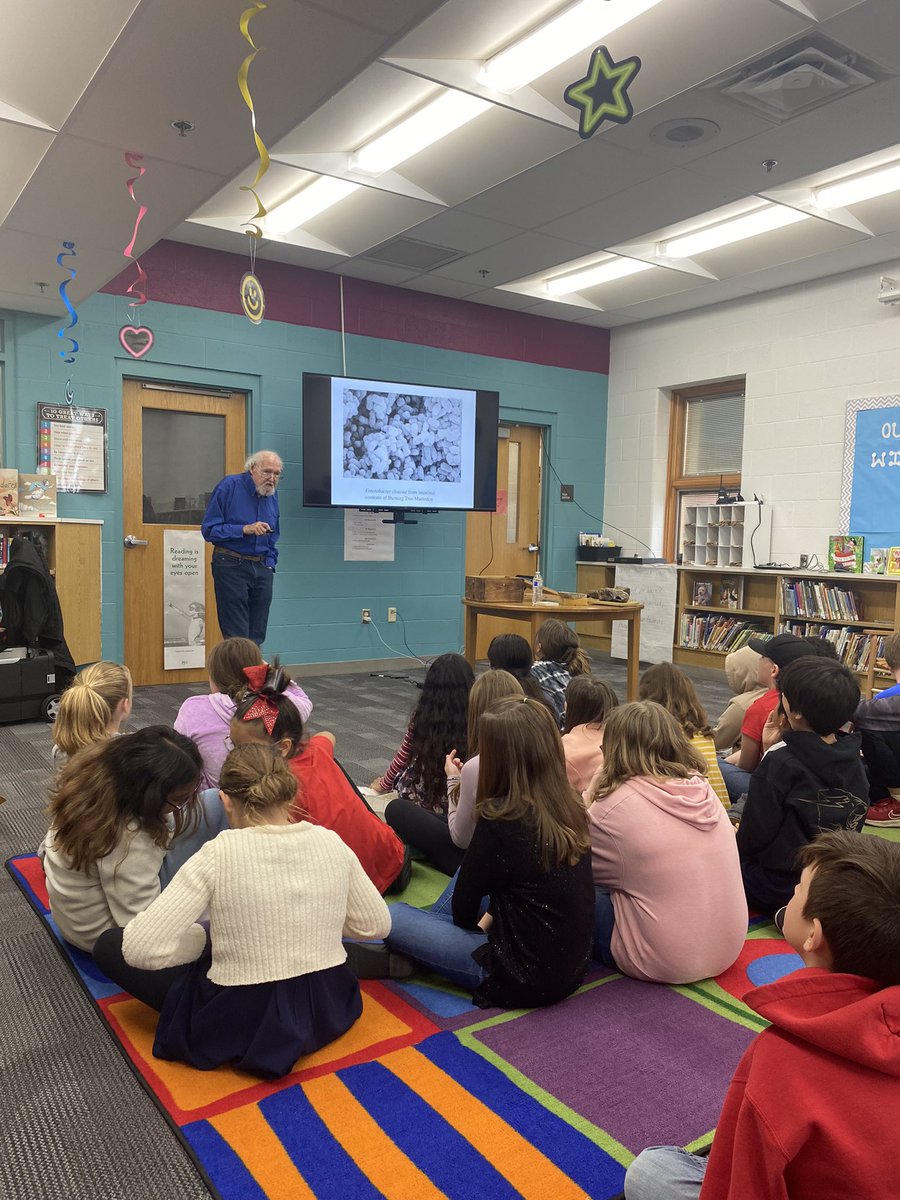Jonathan Alder Library Media Program tweet media