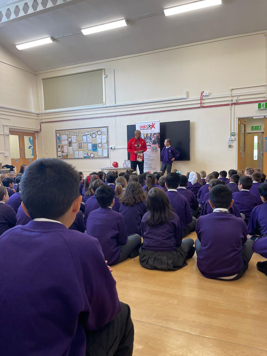 Exciting launch assembly with our ol’ friend @JuniorMcDougald from @scf4kids this morning. Sponsorship details sent home tonight! We can’t wait for the #ProKickChallenge on Friday, 19 May! 🌟⚽️ 🥅 ⚽️🌟 ⚽️🥅⚽️🌟Keep your diaries free @YDPltd Coaches… 👍🏻